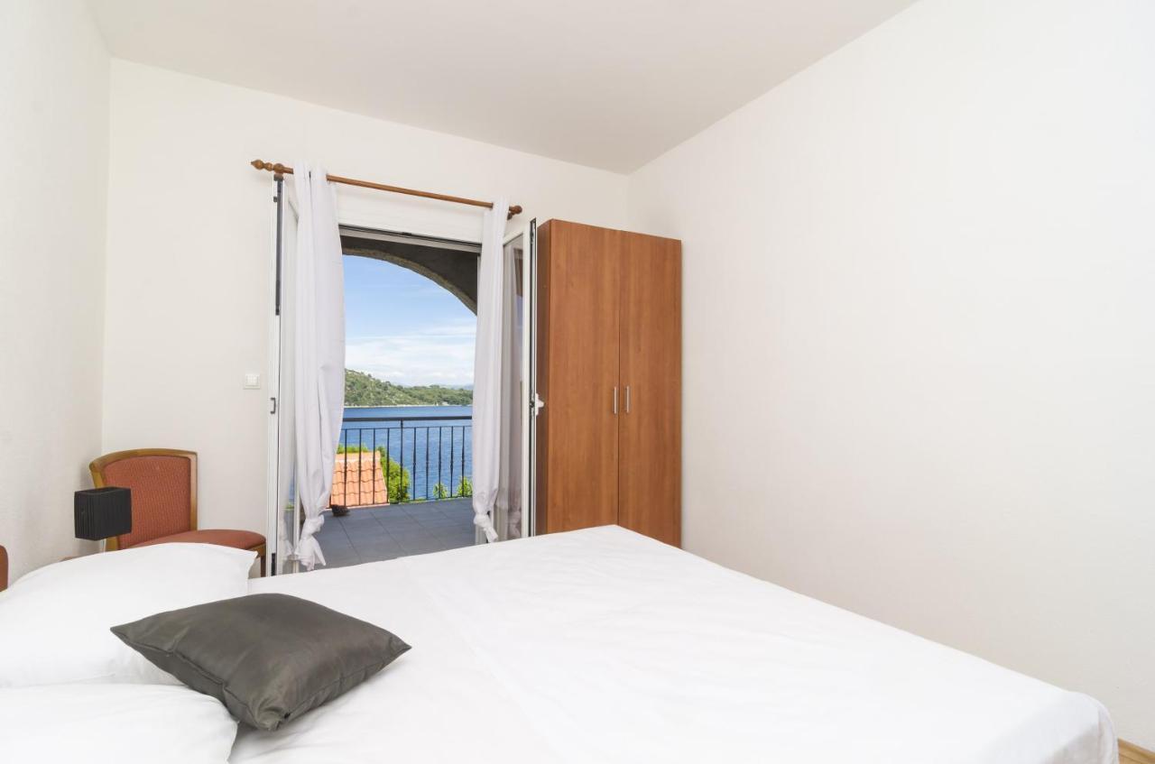 Apartments Vitorin Sobra Екстер'єр фото