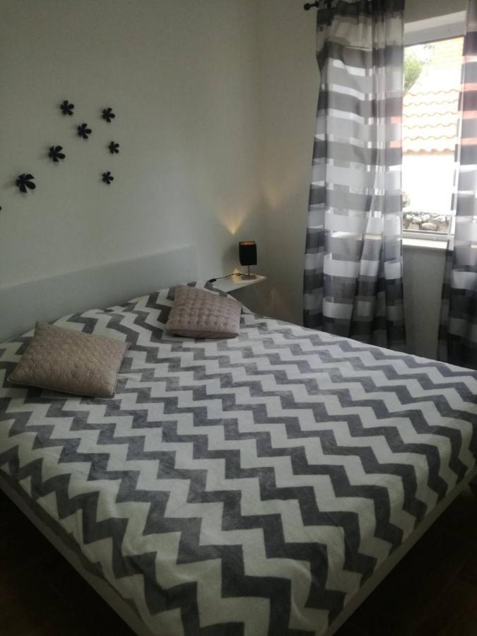 Apartments Vitorin Sobra Екстер'єр фото